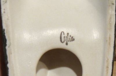 dark grey Cybis stamp