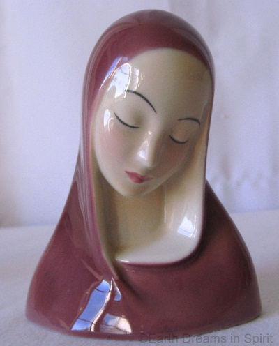 h05a-goldcrest-madonna-from-holland-mold