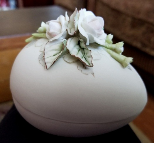 EGG BOX by Cybis view 1