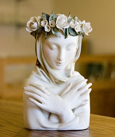 THE ANNUNCIATION with a flower crown by Cybis