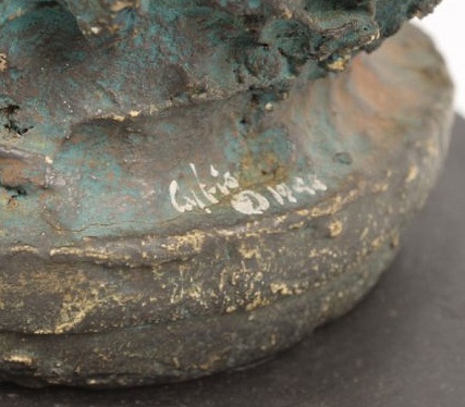 womans-head-signature